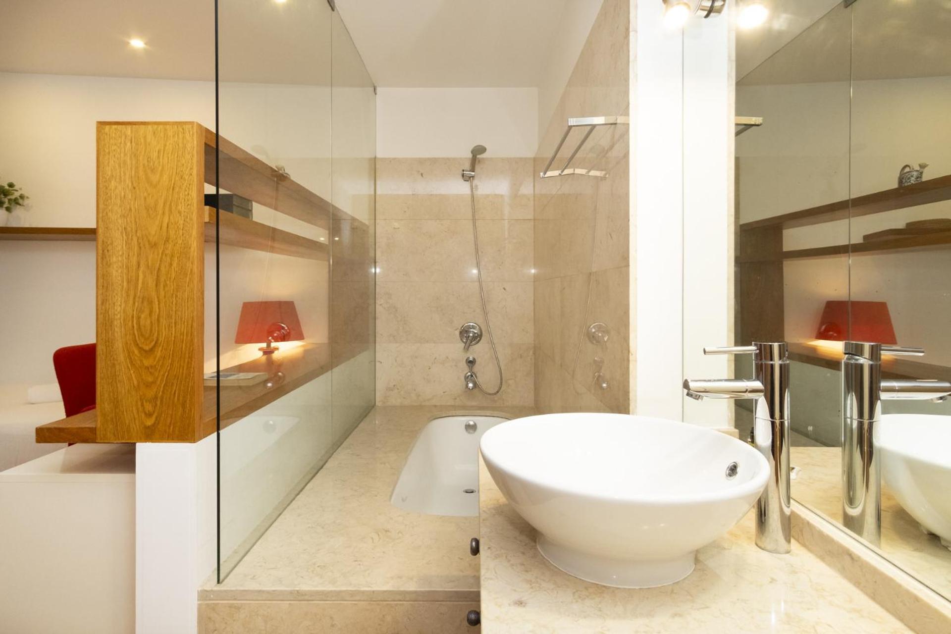 Apartamento With Terrace In Downtown - Ttl279
